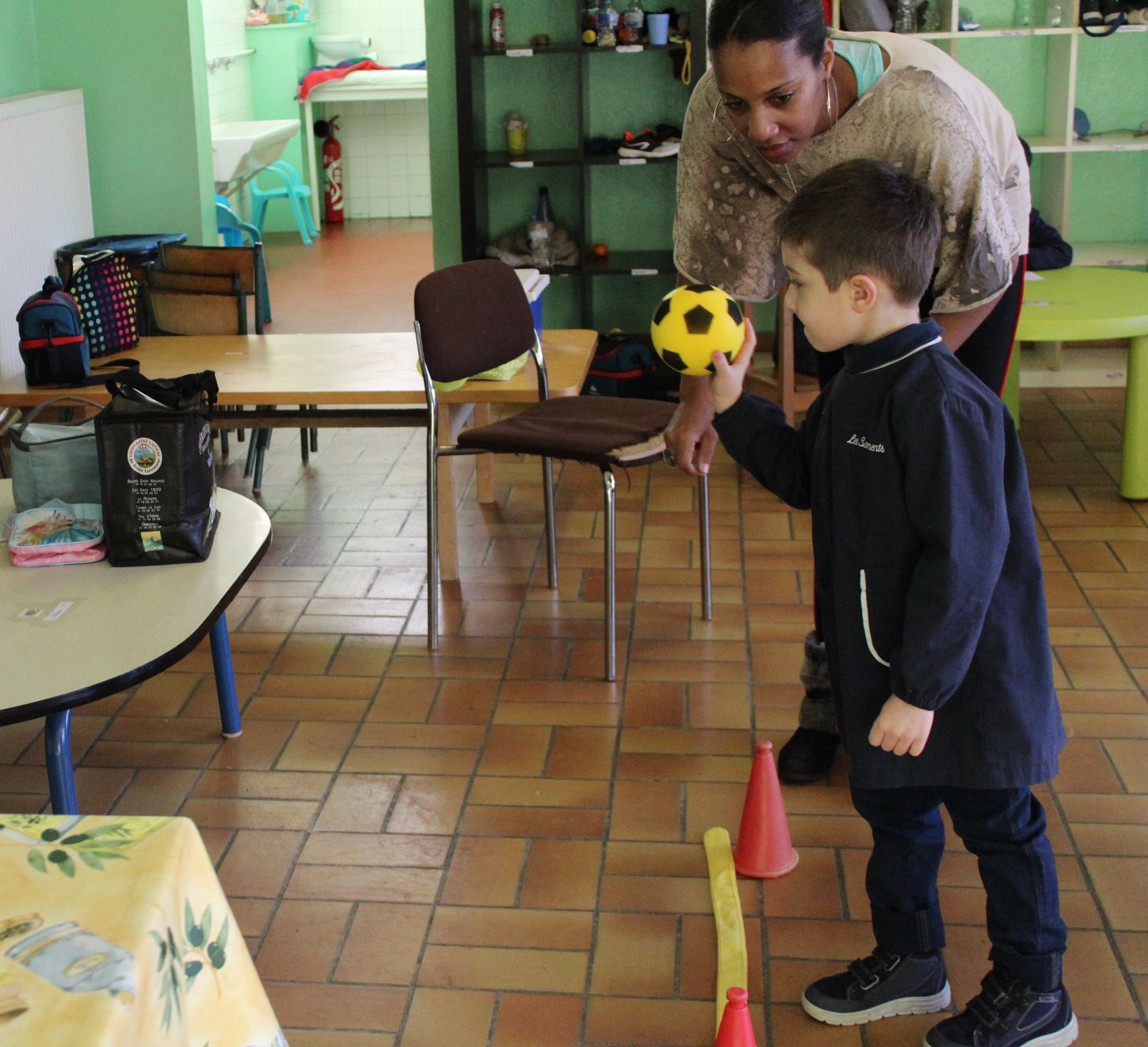 Motricité En Maternelle - LES SARMENTS